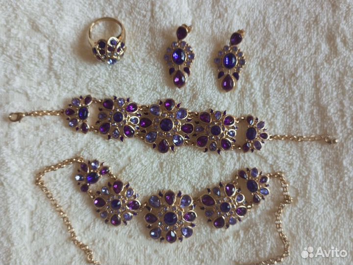 Новая бижутерия avon винтаж