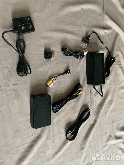 Профессиональная видеокамера hitahi