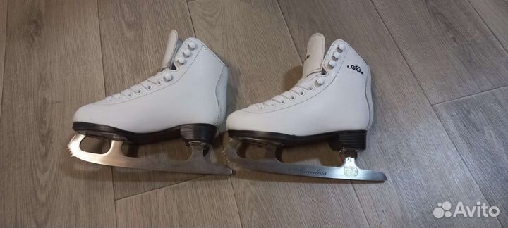 Коньки для фигурного катания