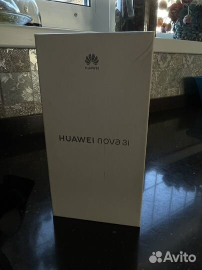 HUAWEI Nova 3i, 4/64 ГБ