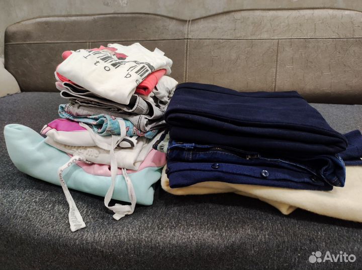 Вещи пакетом на девочку 146