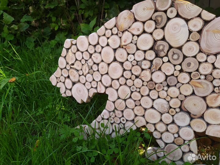 Медведь из спилов дерева