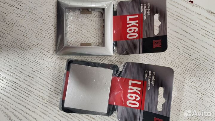 Розетки и выключатели серебро