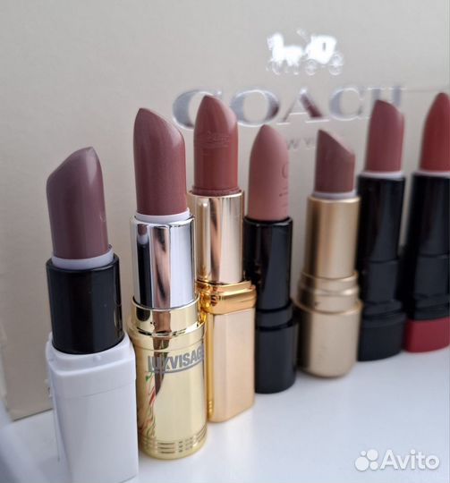 Помада новая свежая