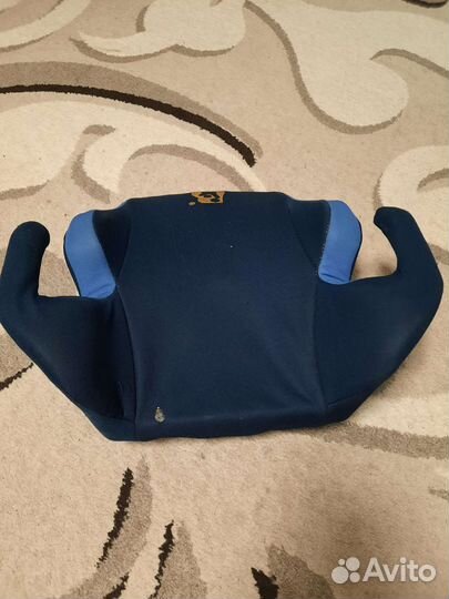 Детская сидушка в машину