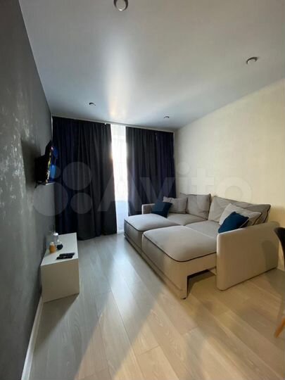 2-к. квартира, 40 м², 8/10 эт.