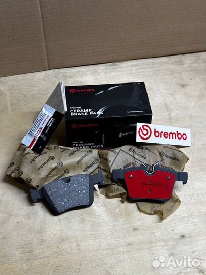 Задние тормозные колодки Brembo P86029 Jaguar, LR