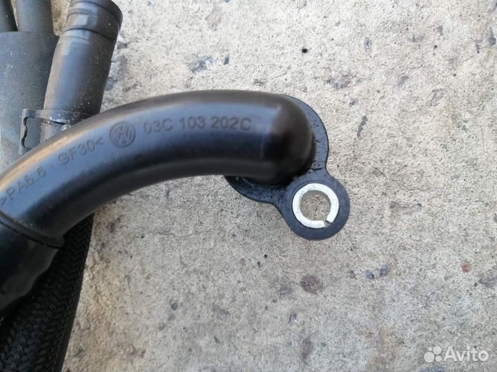 Патрубок Вентиляции Тигуан 1.4 tSI 03C103202C