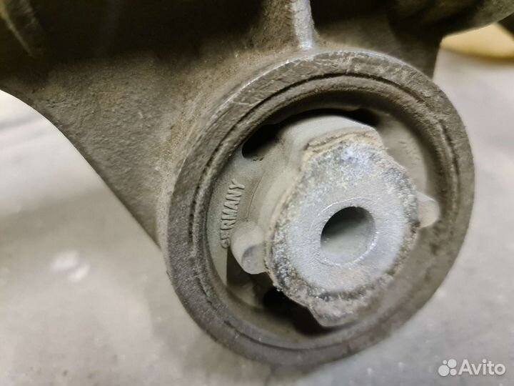 Редуктор передний для Фольксваген Туарег 2,5