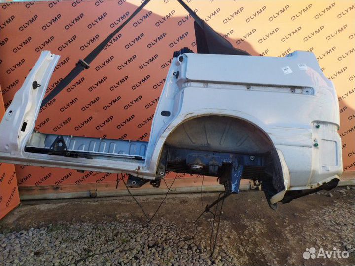 Крыло заднее левое Toyota Noah SR50 3S-FE 1998