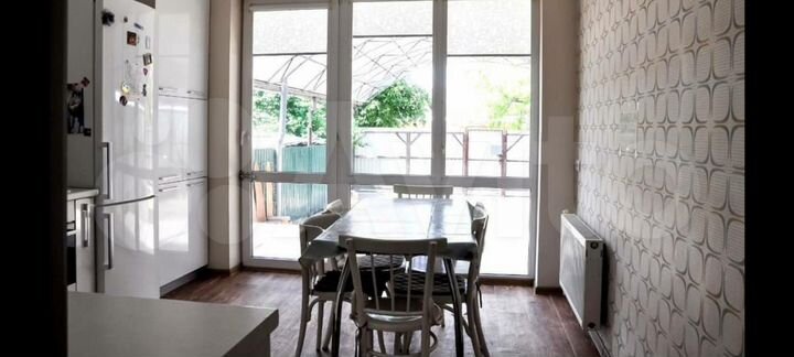 Дом 130 м² на участке 1,8 сот.