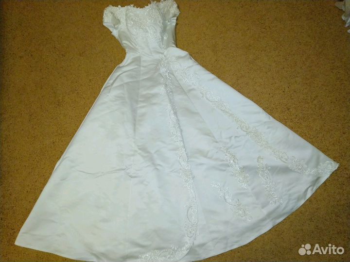 Продам свадебное платье