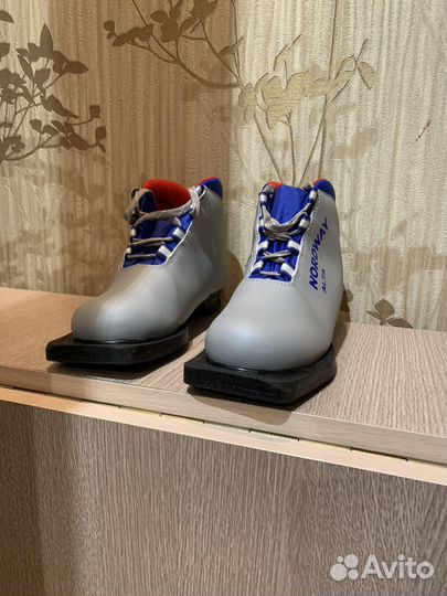 Лыжные ботинки детские 33