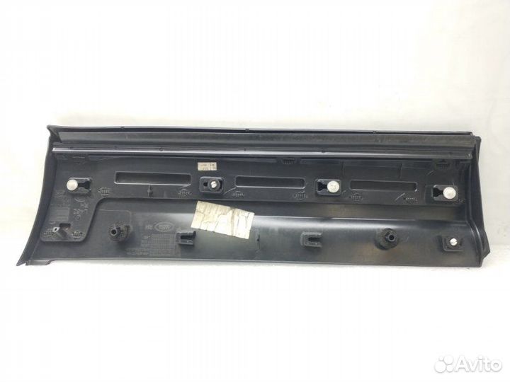 Накладка двери задняя правая Land Rover Discovery