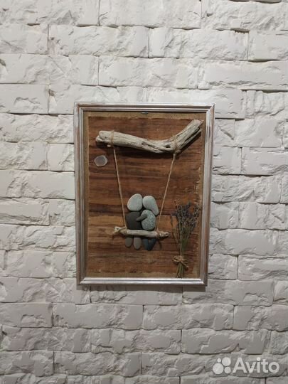 Картина-панно из морских камней