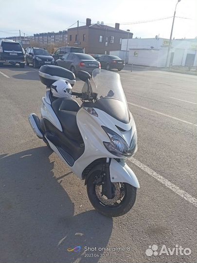 Yamaha Grand Majesty 400
