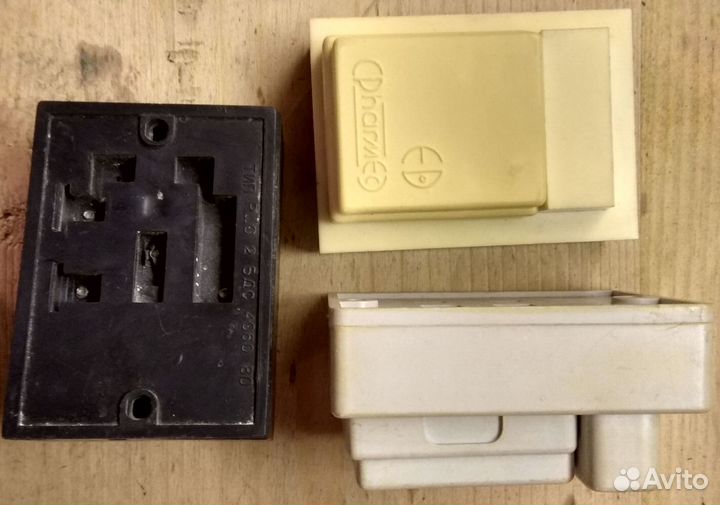 Телефонные кабели и розетки