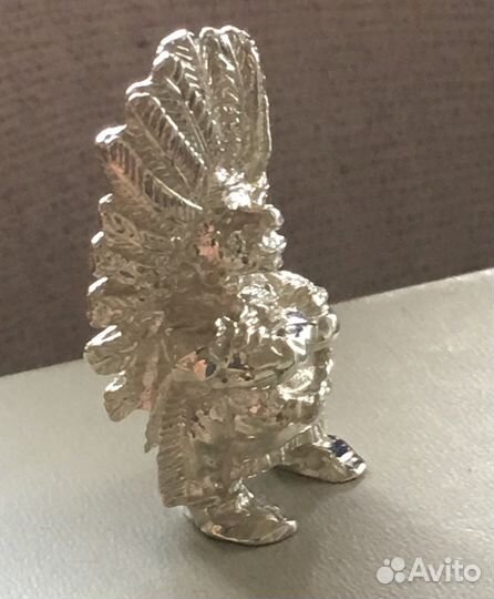 Статуэтка серебренная «индеец»