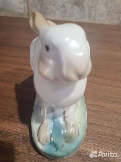 Фарфоровая статуэтка.Старая Гжель.Заяц.ссср