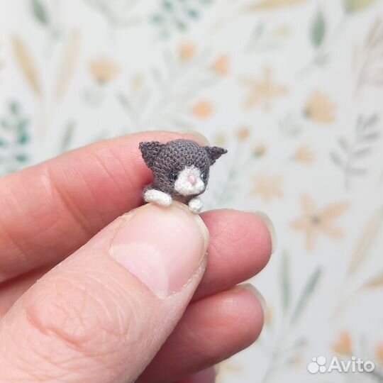 Микро котик крючком