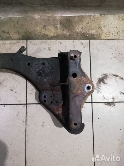 Балка переднего моста BMW 5 E34