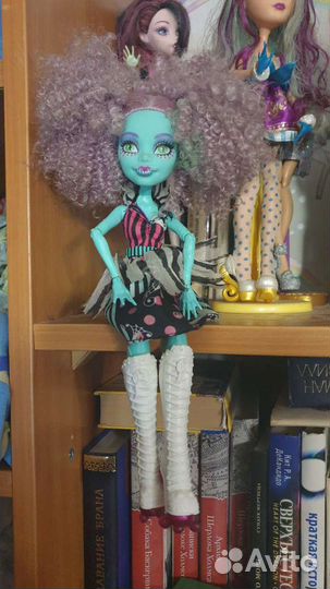 Monster high, Disney, ever after high