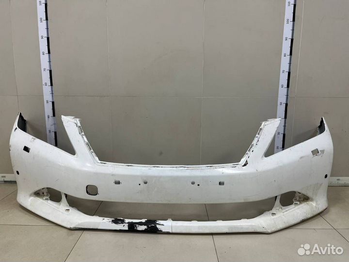 Бампер передний Toyota Camry