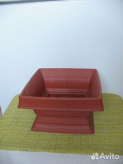 Цветочные горшки