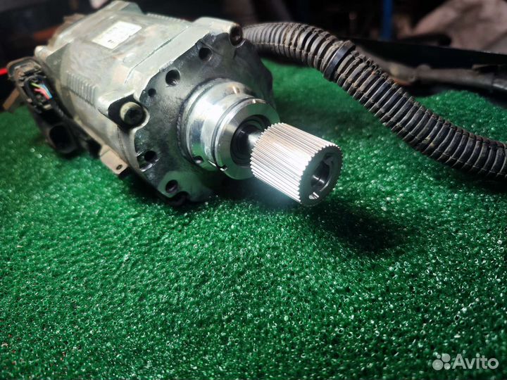 Электро мотор рулевой рейки BMW E90