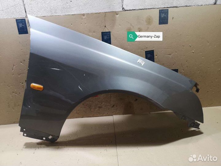 Крылья передние Cadillac Cts