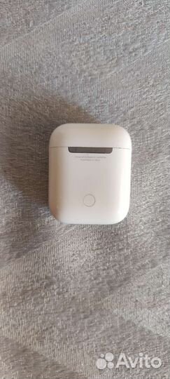 Наушники Airpods