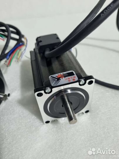 Шаговый двигатель с энкодером