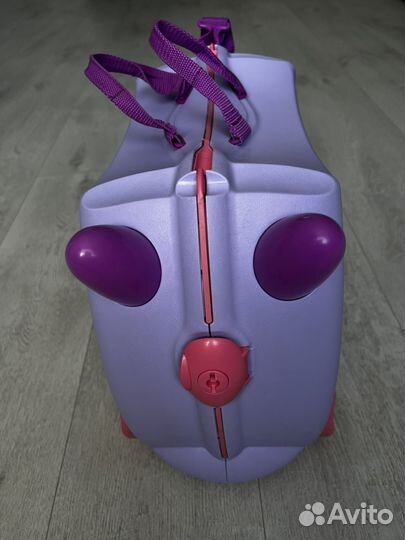 Детский чемодан каталка