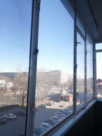 2-к. квартира, 65 м², 4/9 эт.