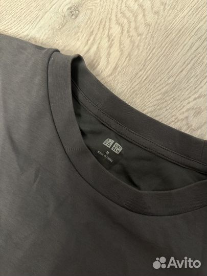 Майка мужская Uniqlo