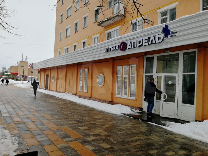 Габ с арендаторами в центре города