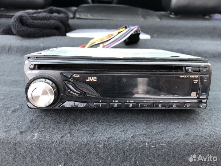 Магнитола JVC