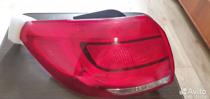 Задний левый фонарь kia sportage 3