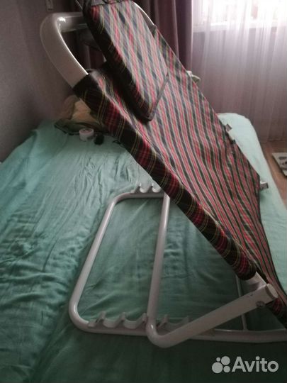 Подставка под спину для больного человека