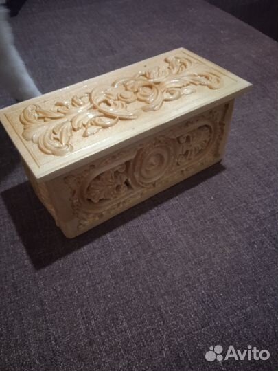 Шкатулка для украшений из дерева