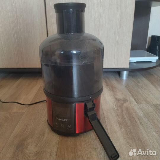 Соковыжималка scarlett sc - je50s32