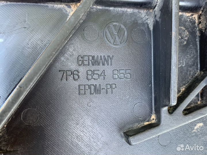 Накладка порога щиток Туарег NF 2015 год