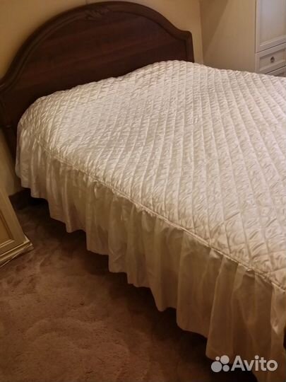 Покрывало, пледы