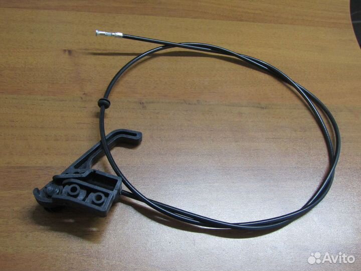 Трос капота Sprinter Mercedes W904 A9017500359