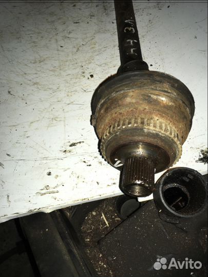 Полуось Ауди А4 Б5 Audi A4 B5 привод