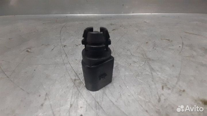 Датчик температуры воздуха audi A4 B6 2000-2004