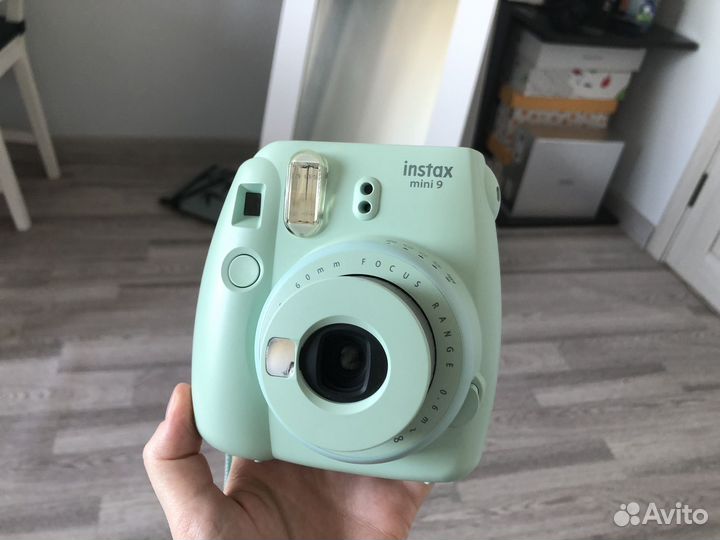 Забронирован Fujifilm instax mini 9