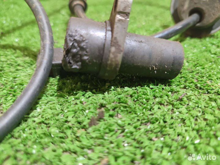 Датчик абс задний Mercedes-benz w210