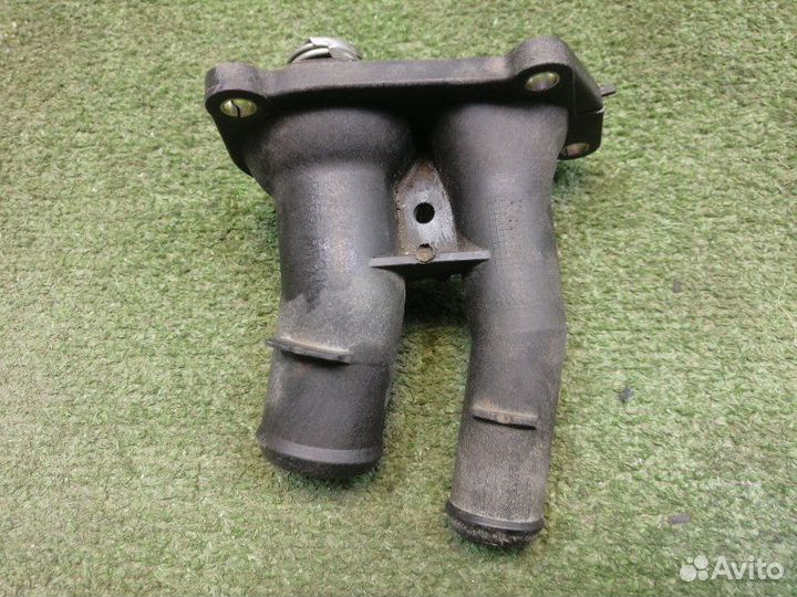 Корпус термостата Ford Focus 3 CB8 1.6 iqdb 2011