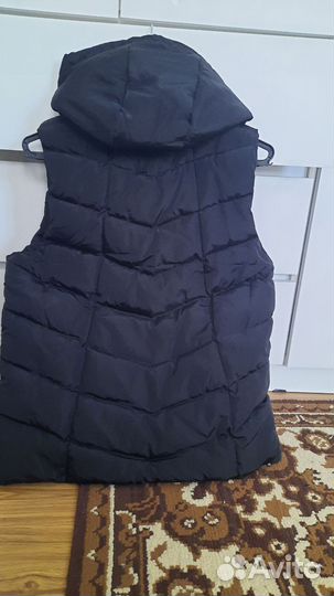 Безрукавка женская